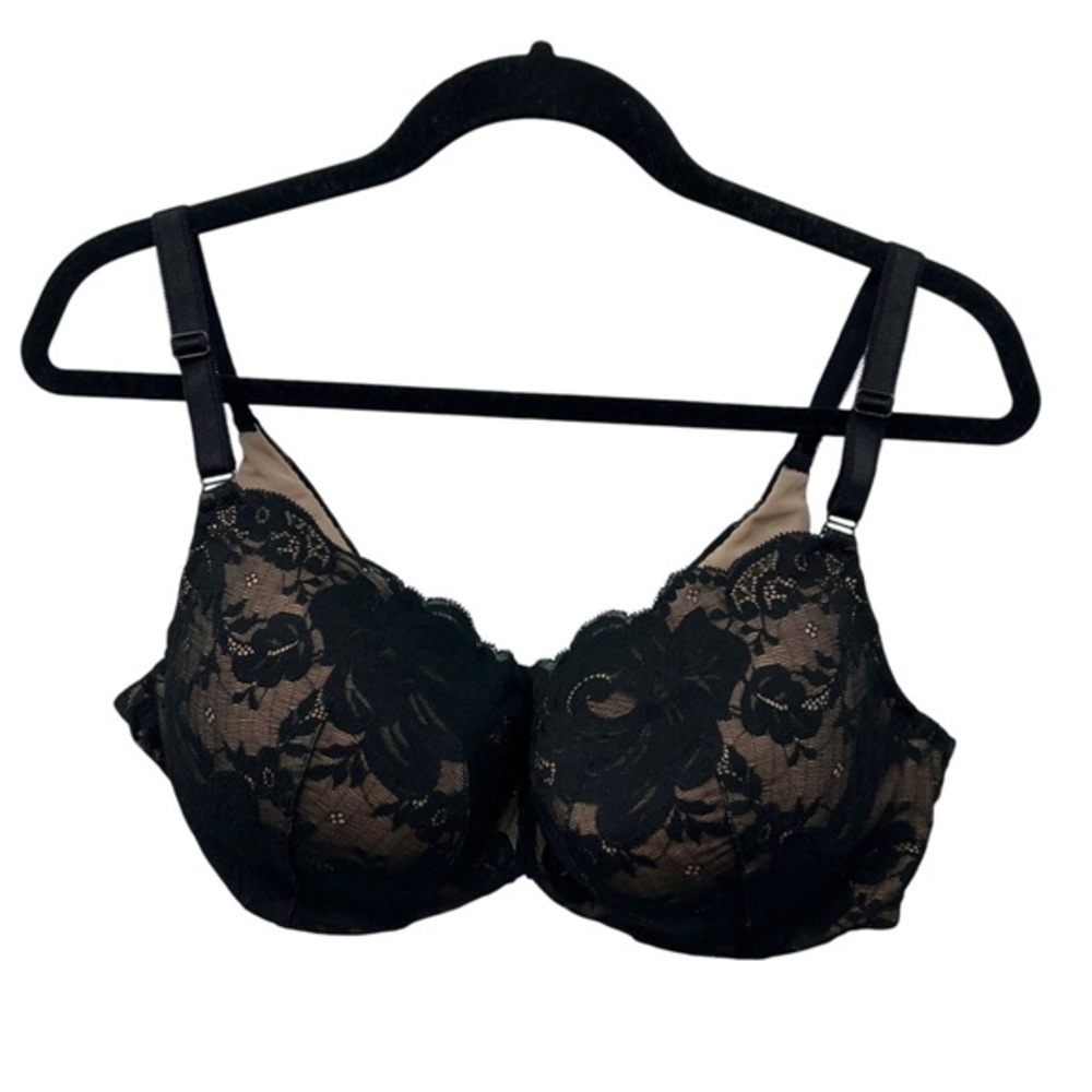 Torrid Curvy Elegant Black Sexy Lace Bra Plus Size 40DD